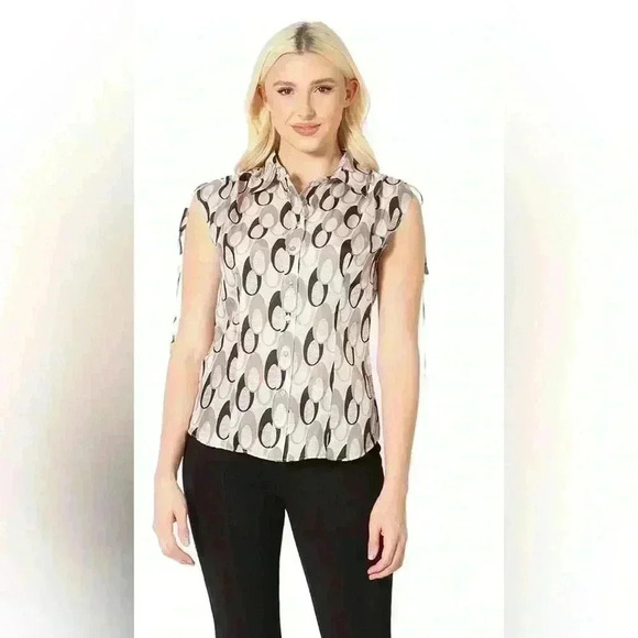 ✨HOST PICK✨🆕Vertigo Paris Silk Blouse - Picture 4 of 15